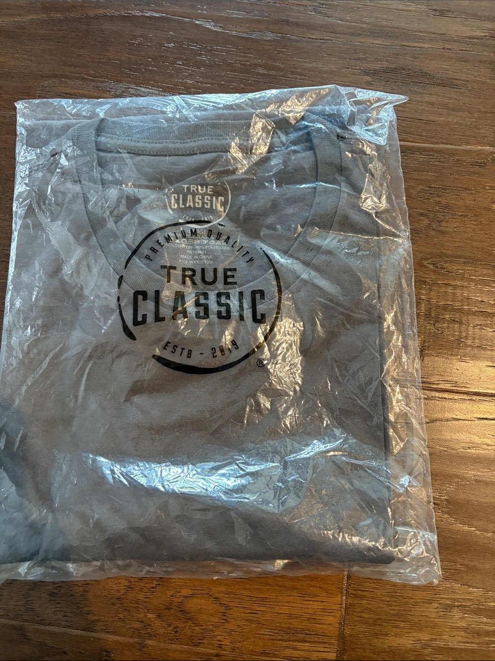True Classic Men's Short Sleeve Crew Neck T-Shirt in Gray